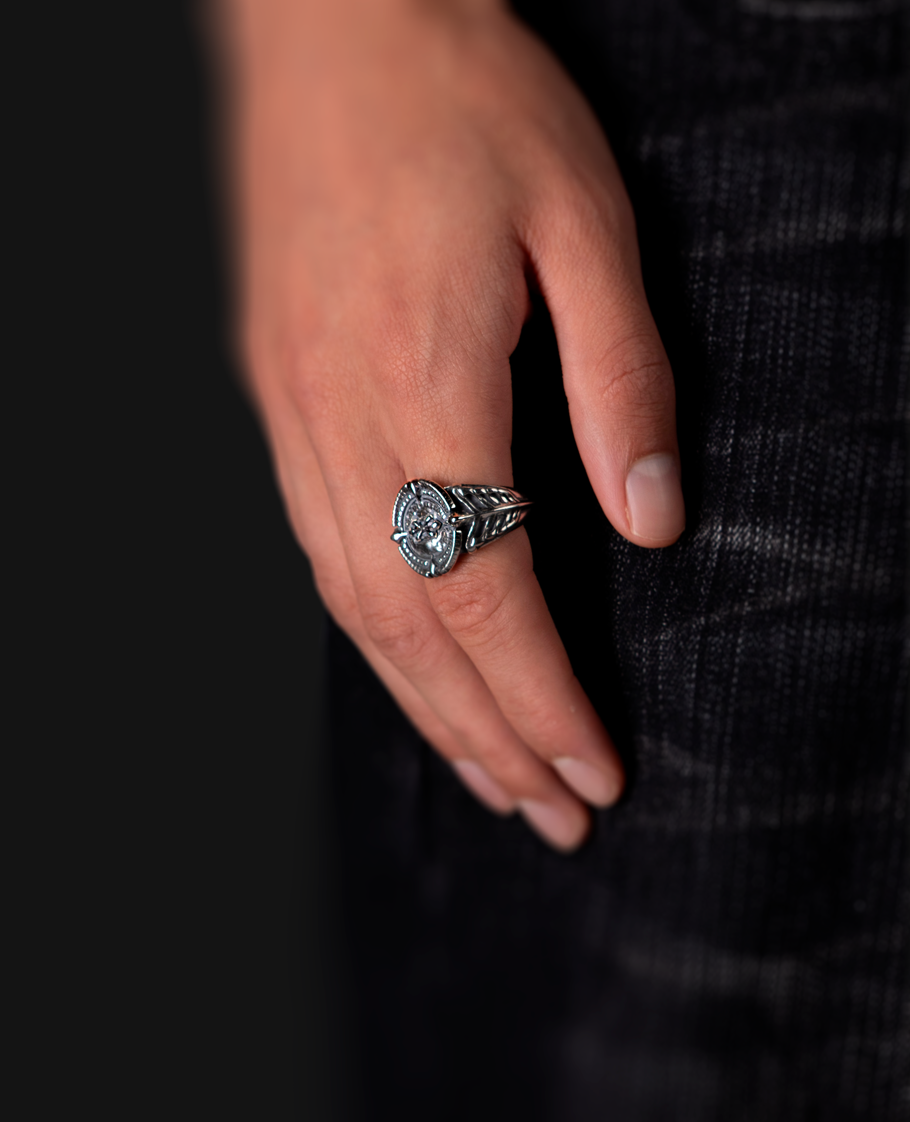COIN RING