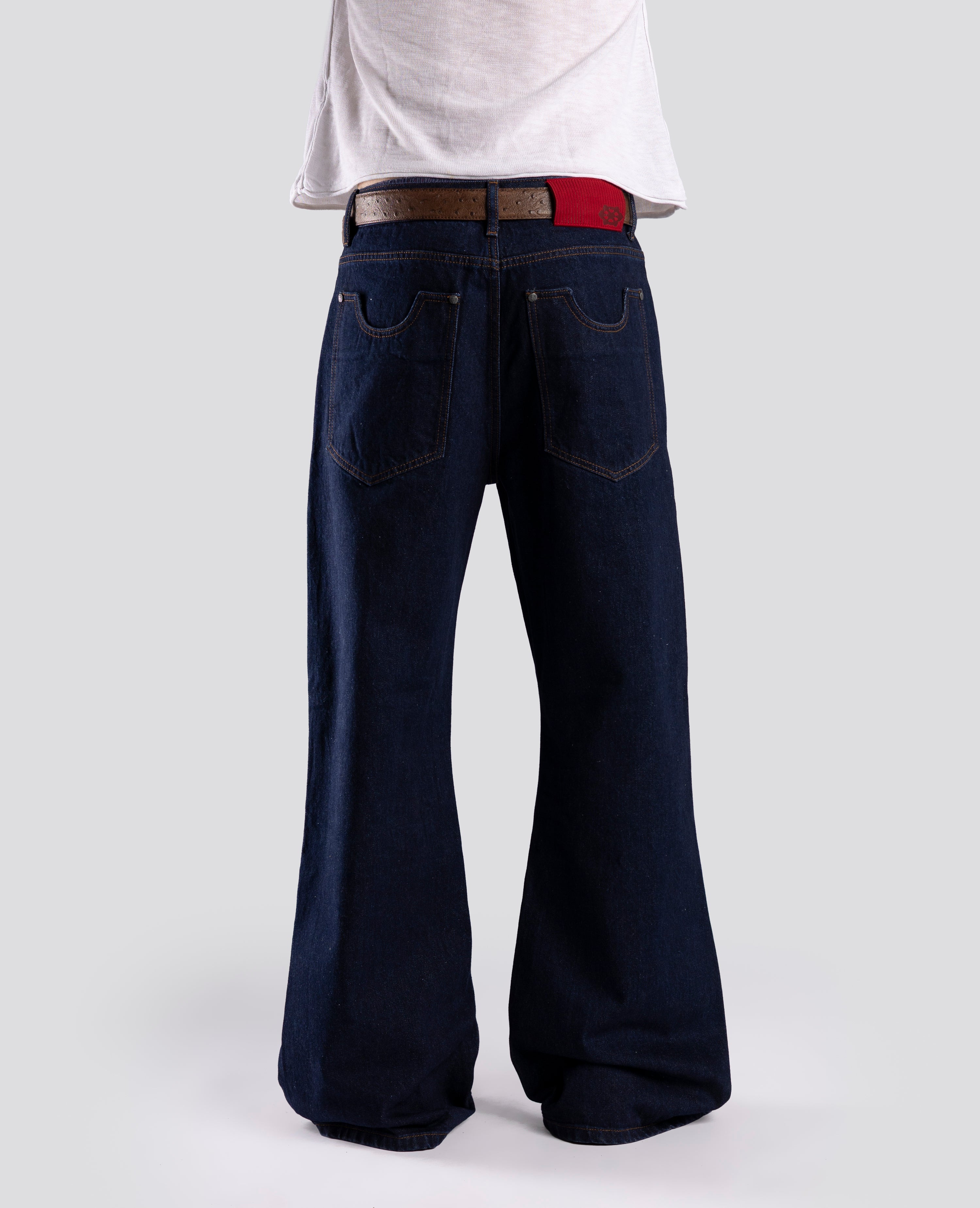 BOOTCUT EVERYDAY DENIM