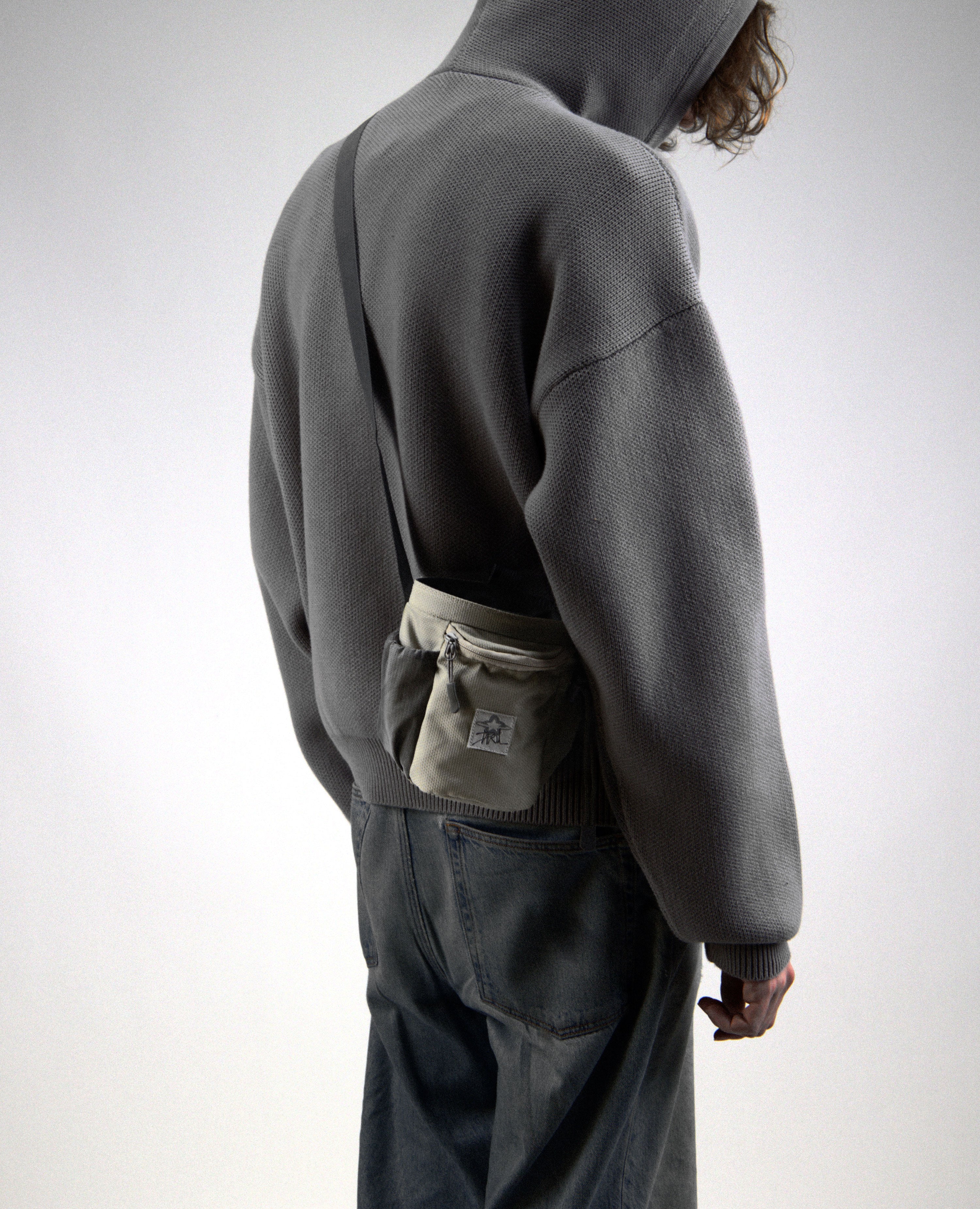 TACTIC SHOULDER BAG