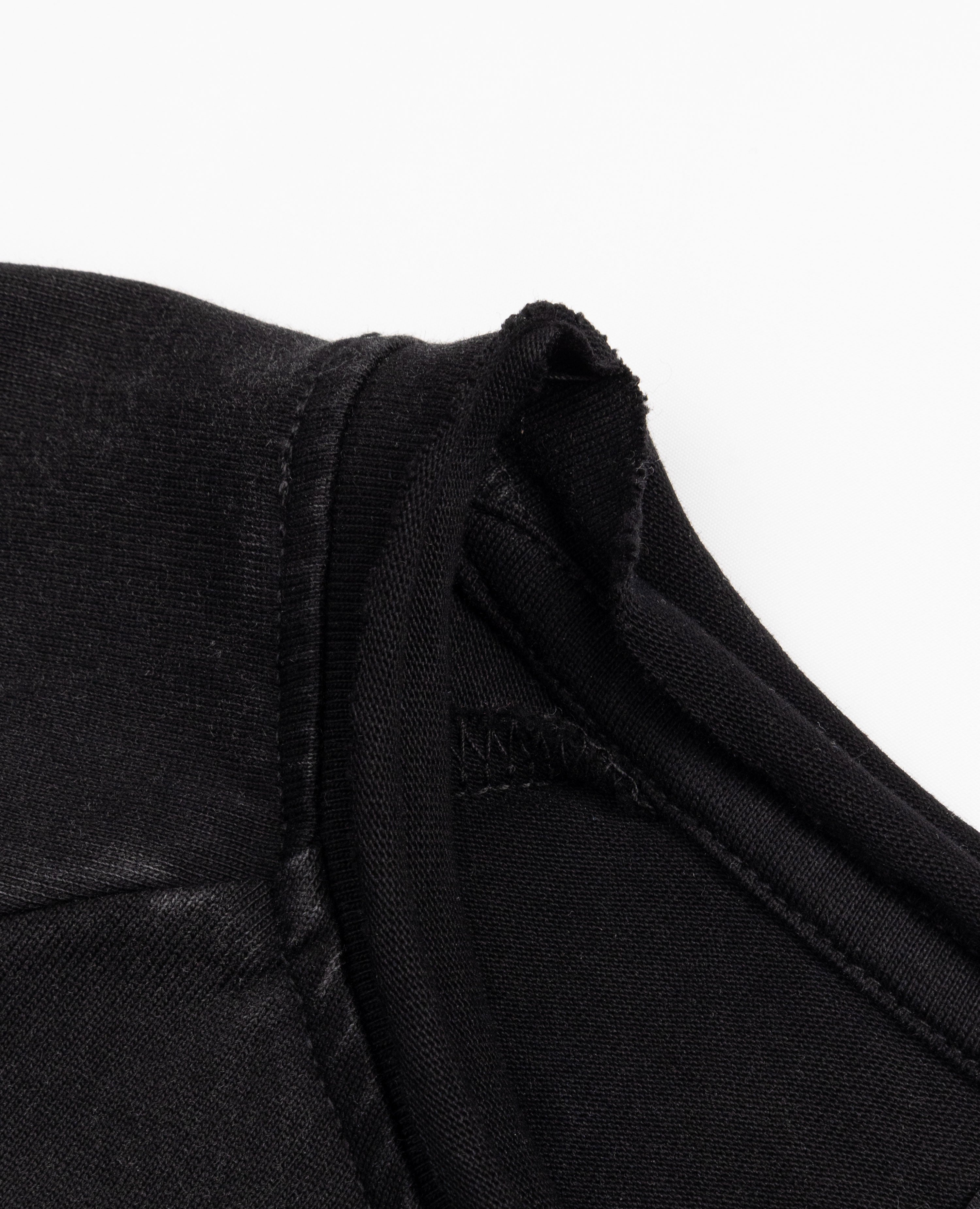 DARK DISTRESSED T-SHIRT